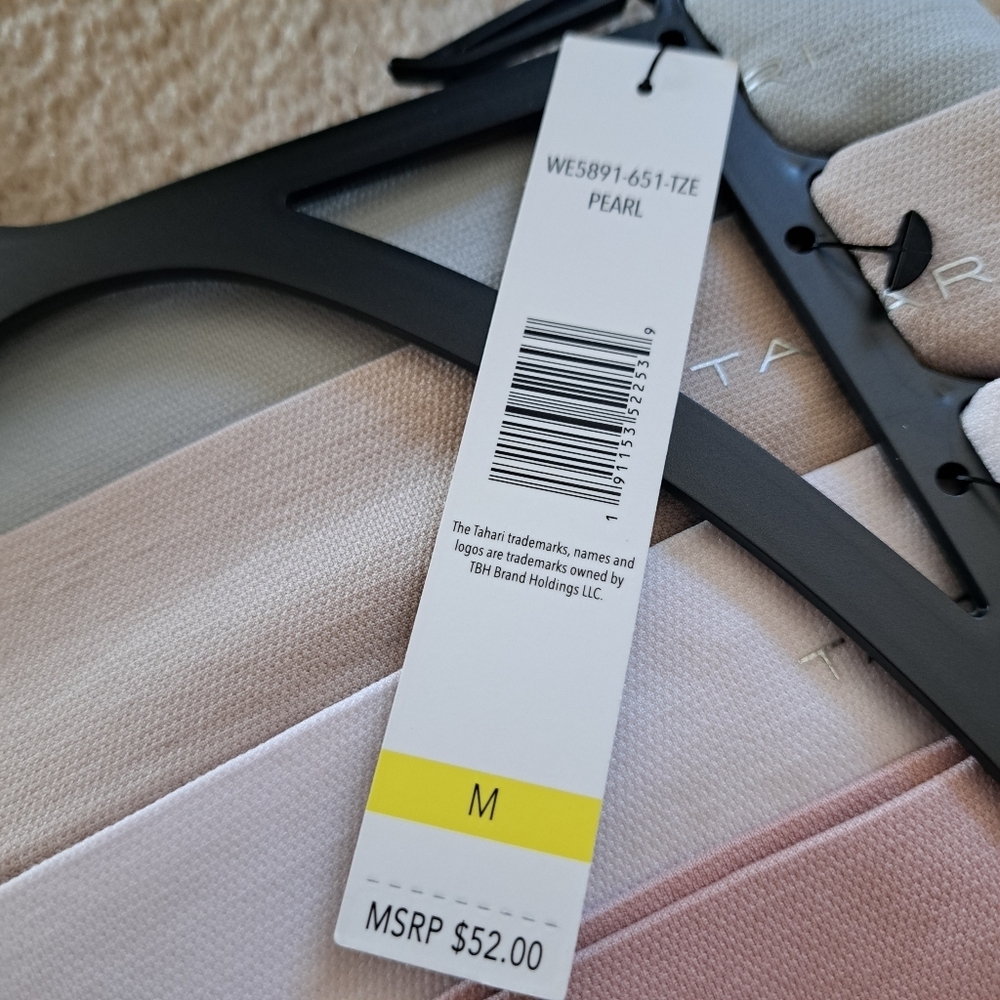 Tahari Thong Underwear 5 Pack Panties Neutral Pastels Seamless Size Medium NEW - Picture 10 of 11